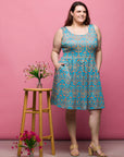 24seven Comfort Apparel Plus Size Sky Blue Sleeveless Pleated Knee Length Pocket Dress