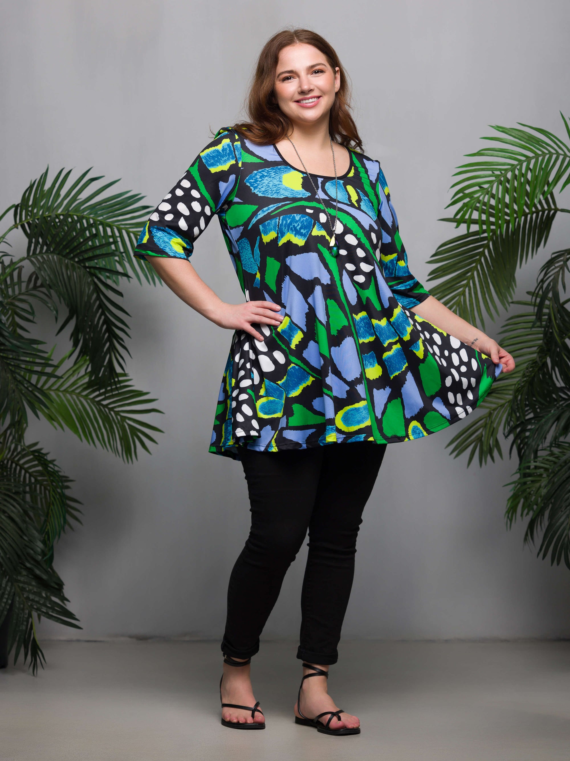 24seven Comfort Apparel Plus Size Blue Butterfly Print Elbow Sleeve Casual Tunic Top