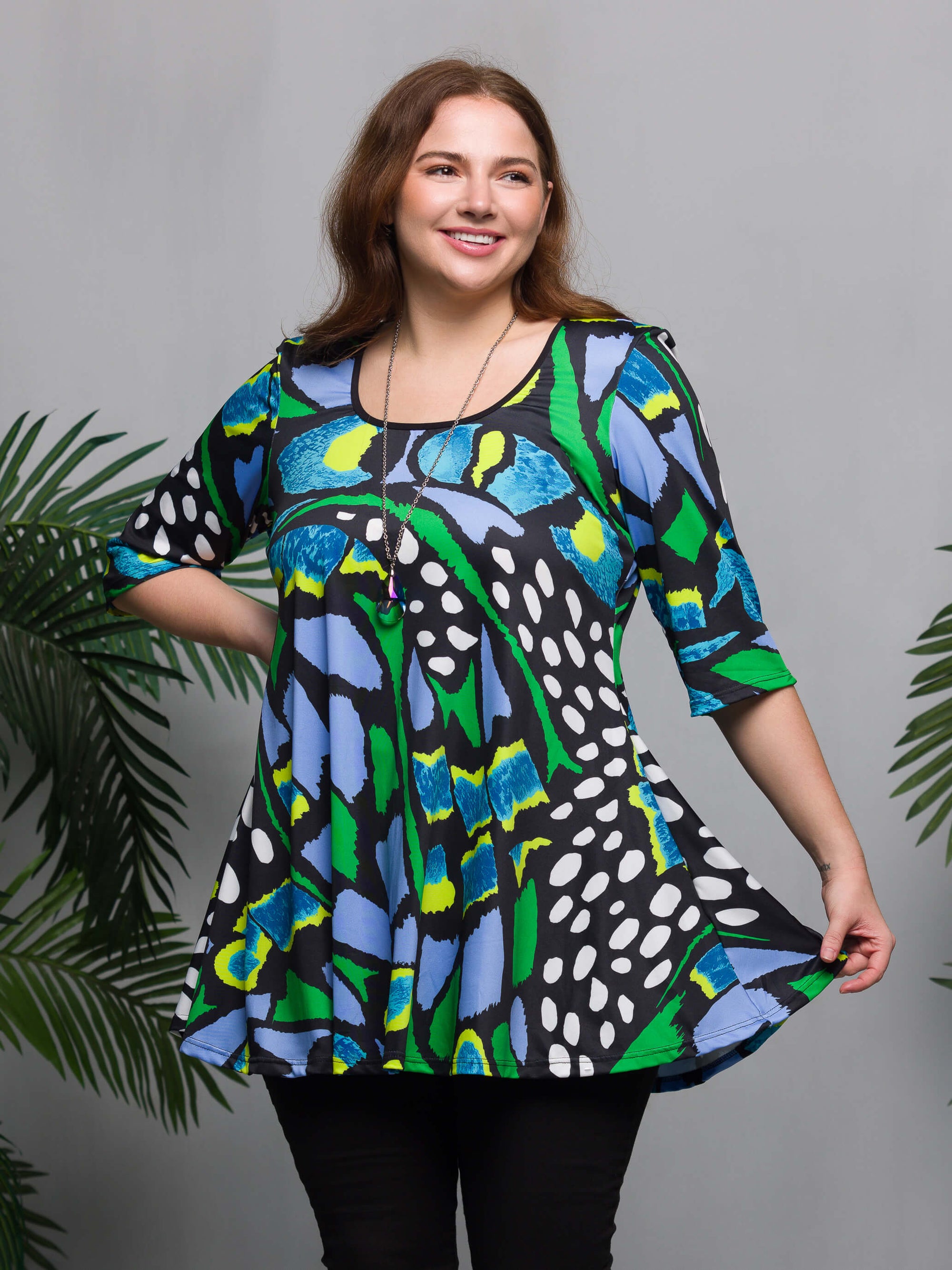 24seven Comfort Apparel Plus Size Blue Butterfly Print Elbow Sleeve Casual Tunic Top