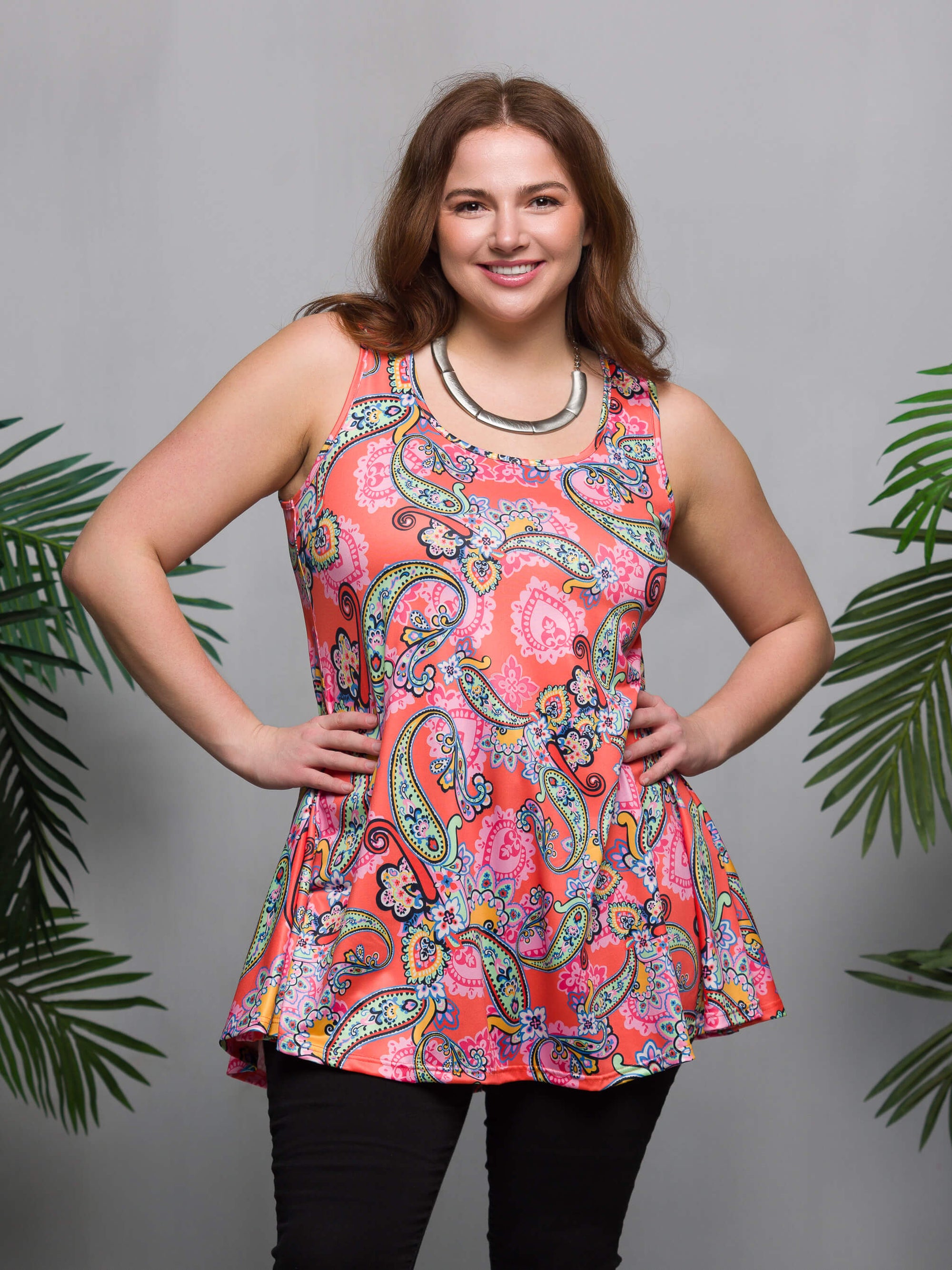24seven Comfort Apparel Plus Size Casual Pink Paisley Print Scoop Neck Tank Top