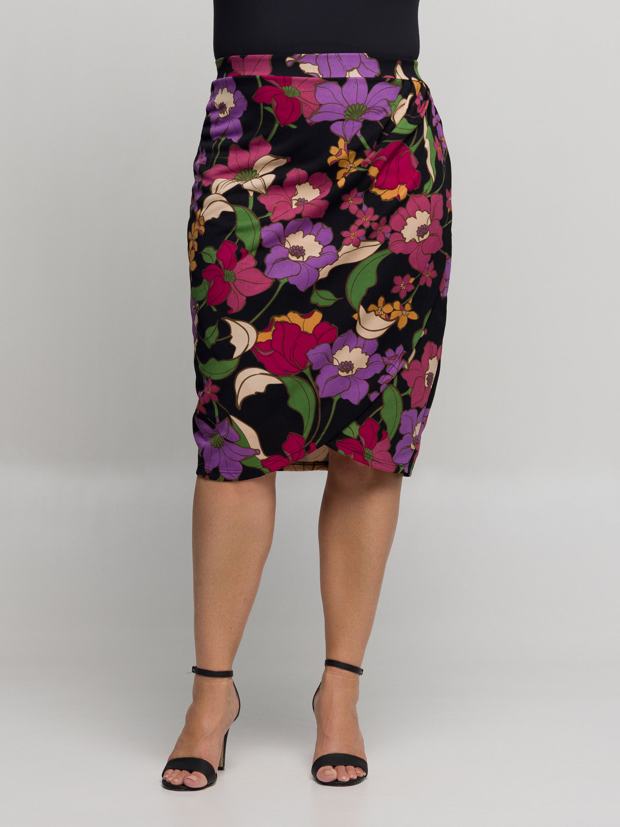 24seven Comfort Apparel Plus Size Black Multi Floral Print Midi Pencil Skirt