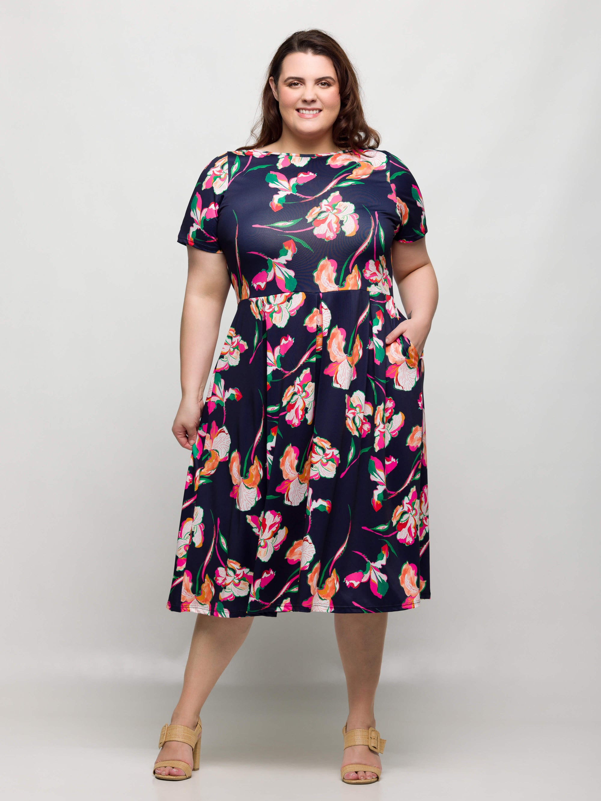 24seven Comfort Apparel Plus Size Navy Floral Short Sleeve Pleated Flare Midi Pocket Dress