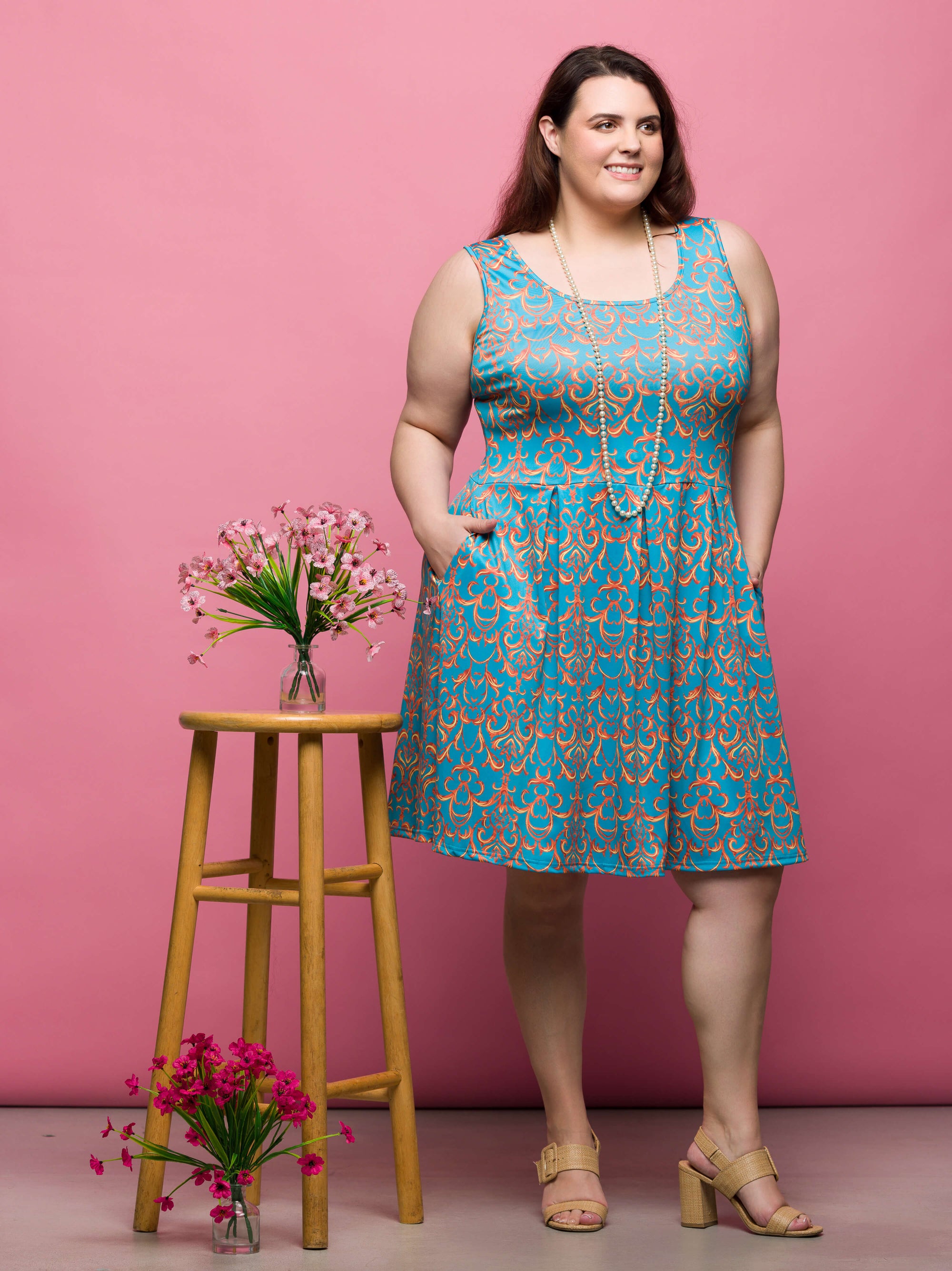 24seven Comfort Apparel Plus Size Sky Blue Sleeveless Pleated Knee Length Pocket Dress
