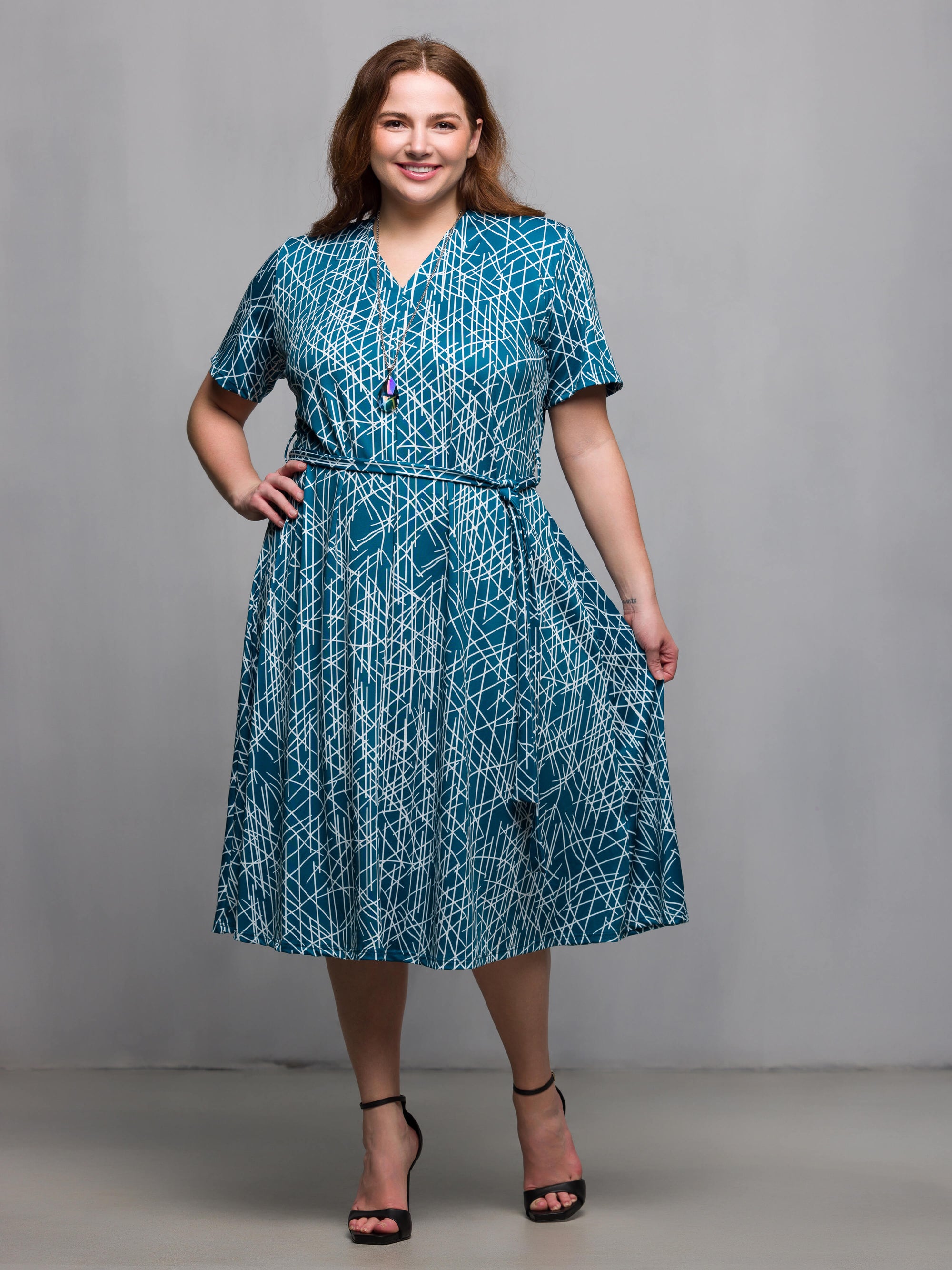 24seven Comfort Apparel Plus Size Teal Print Short Sleeve Tie Waist Midi Dress