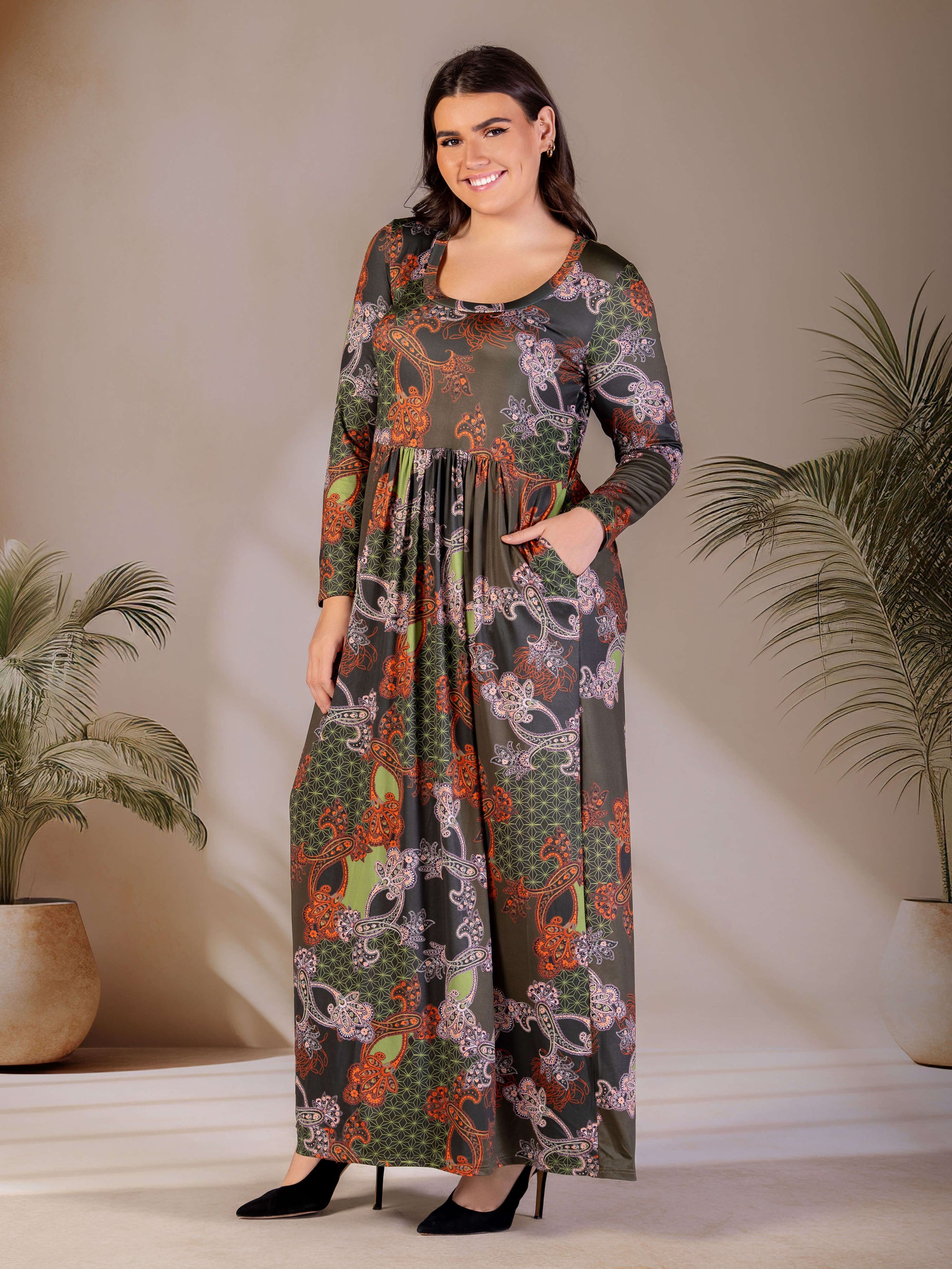 Plus Size Green Long Sleeve Empire Waist Pocket Maxi Dress