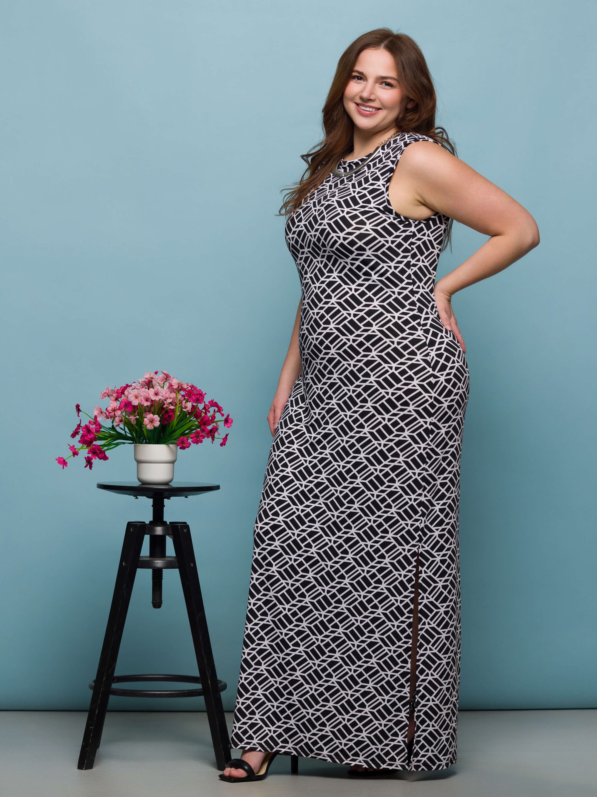 24seven Comfort Apparel Plus Size Black and White Print Sleeveless Side Slit Maxi Dress
