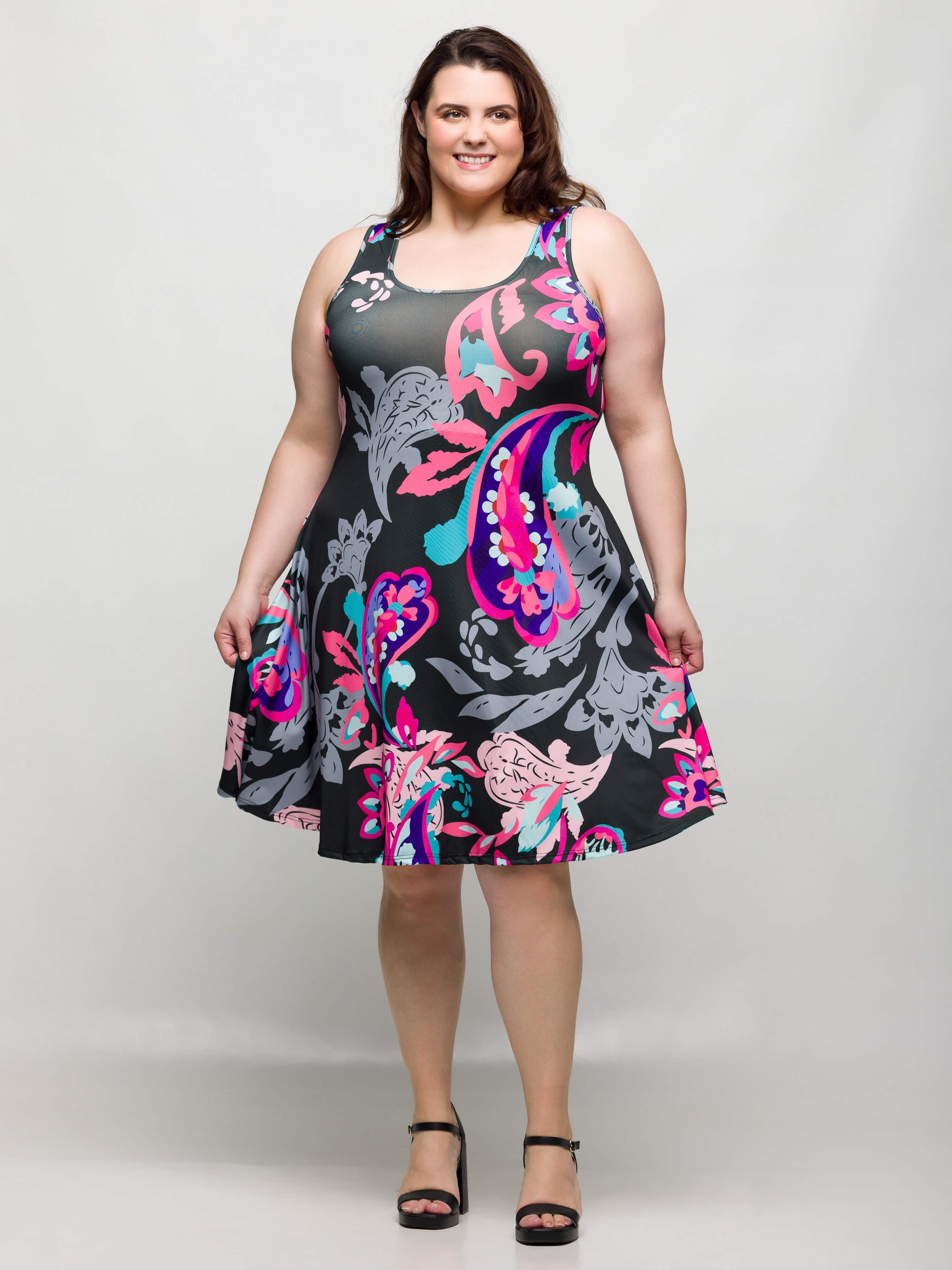 24seven Comfort Apparel Plus Size Pink Paisley Print Sleeveless Knee Length Tank Swing Dress