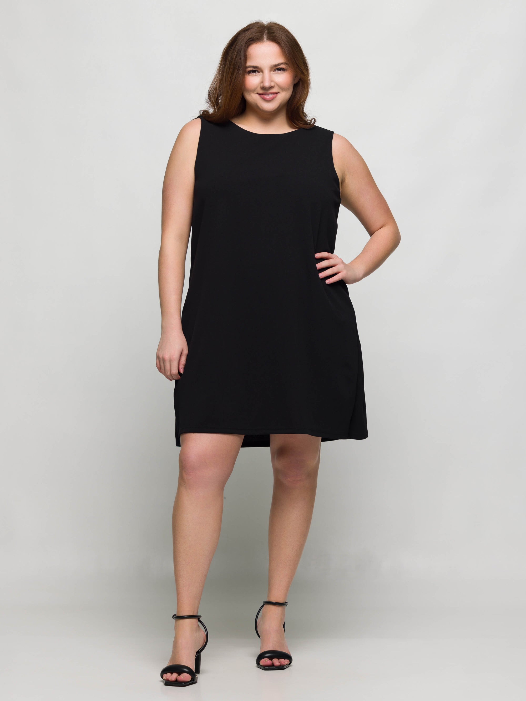 24seven Comfort Apparel Plus Size Solid Color Sleeveless Mini Shift Dress