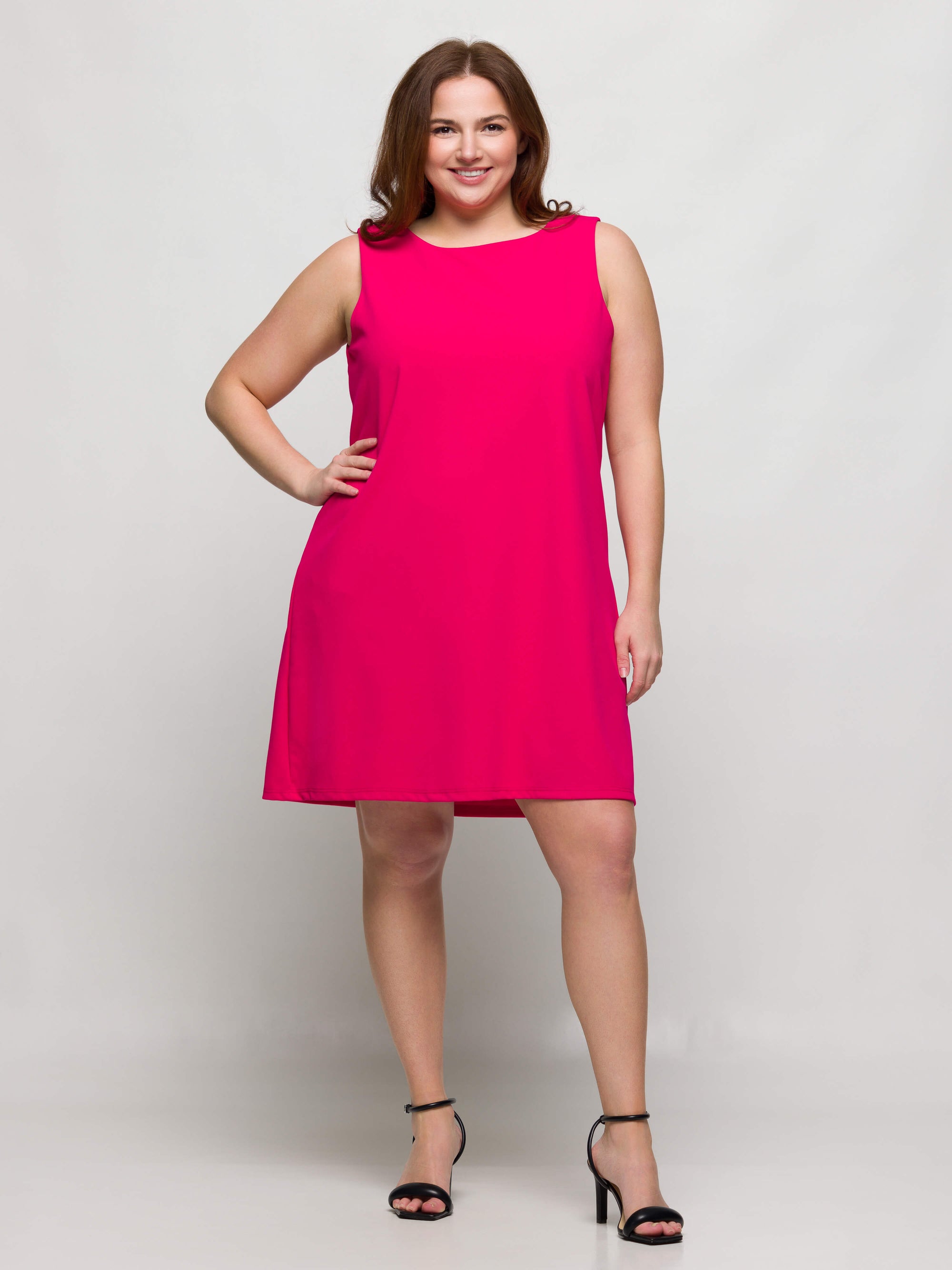 24seven Comfort Apparel Plus Size Solid Color Sleeveless Mini Shift Dress