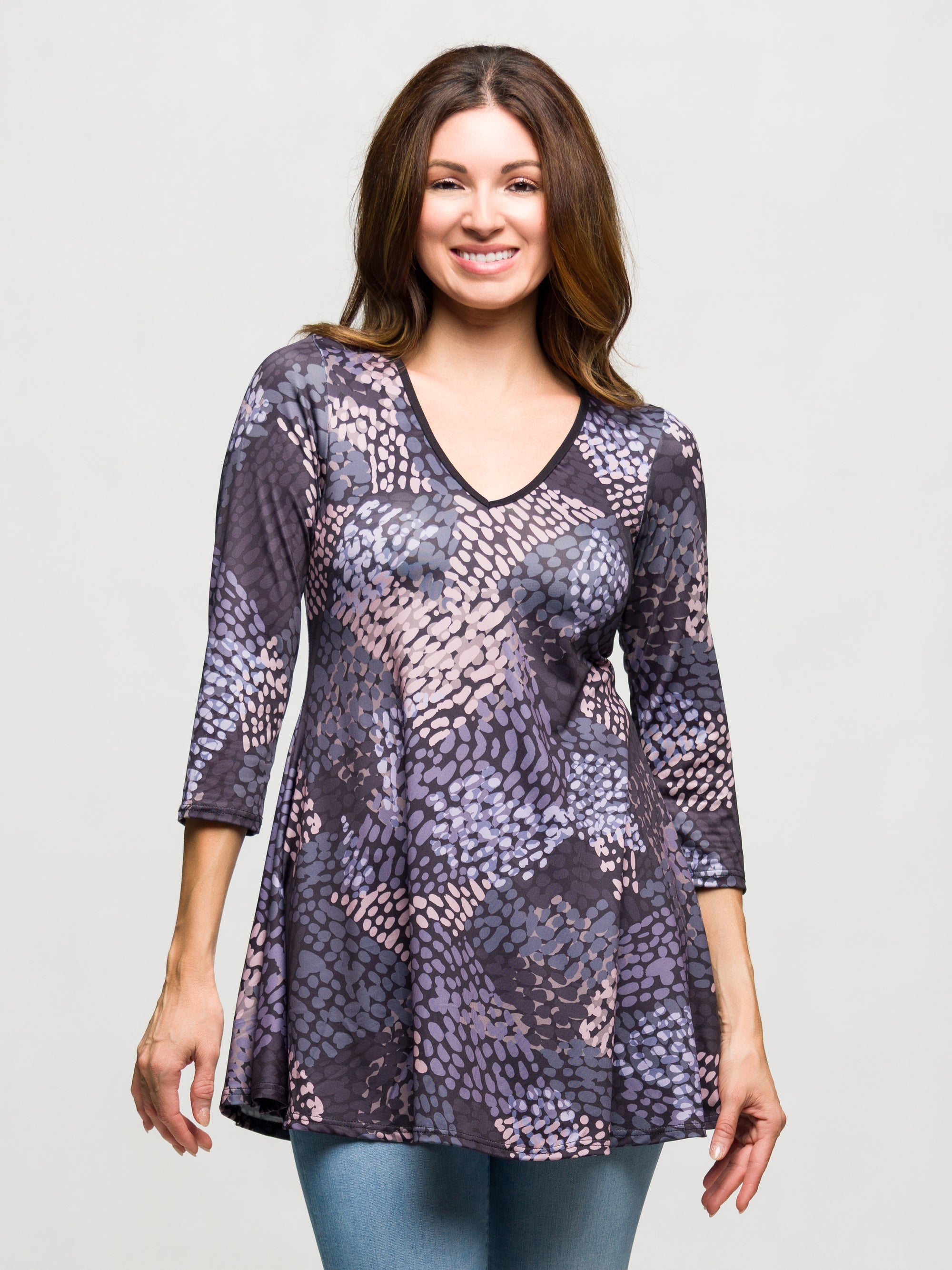 24seven Comfort Apparel Gray Abstract Print V Neck three quarter Sleeve Tunic Top