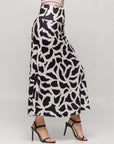 24seven Comfort Apparel Womens Black and White Print Elastic Waist A Line Maxi Skirt