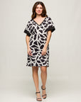 24seven Comfort Apparel Womens Black and White Short Sleeve Knee Length T Shirt Dress