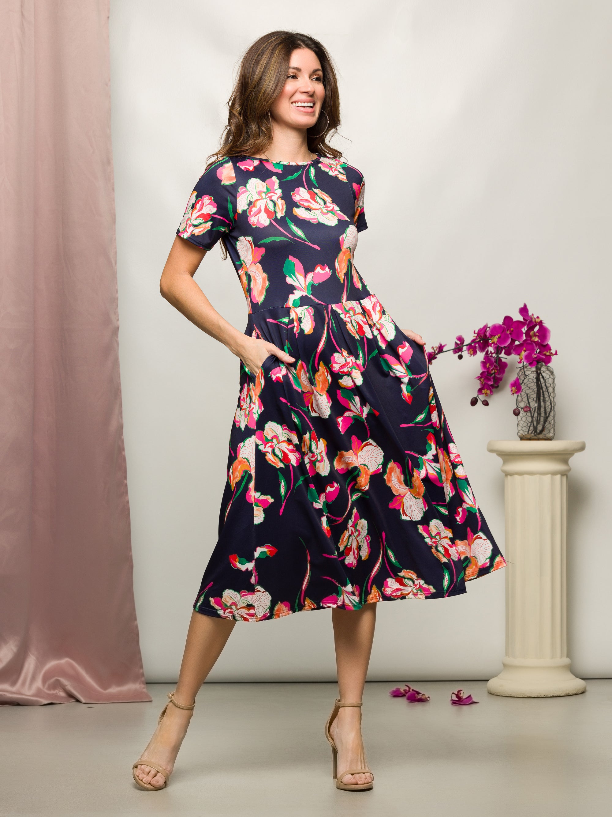24seven Comfort Apparel Womens Navy Floral Short Sleeve Pleated Flare Midi Pocket Dress
