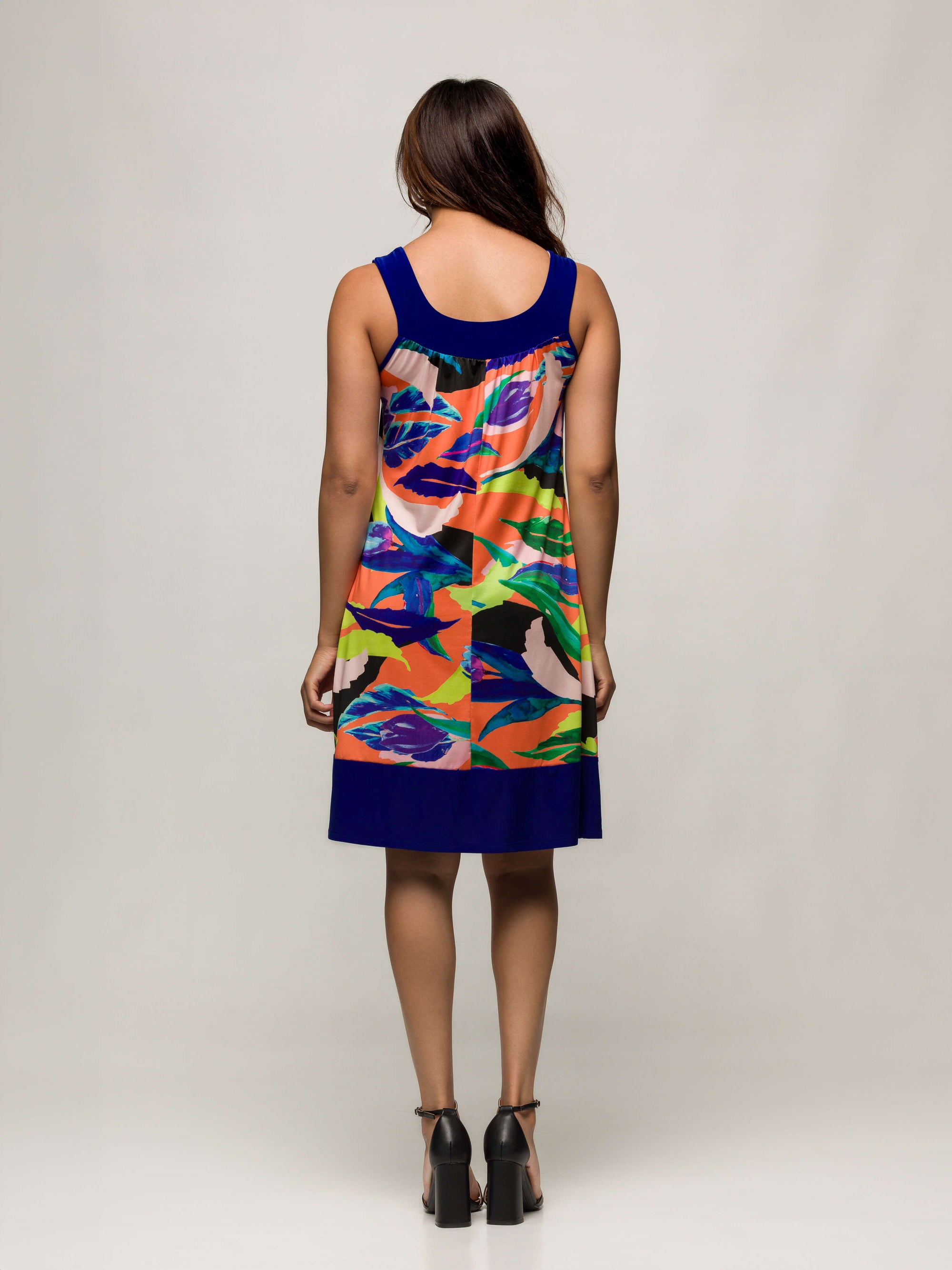 24seven Comfort Apparel Multicolor Scoop Neck Sleeveless Knee Length Dress