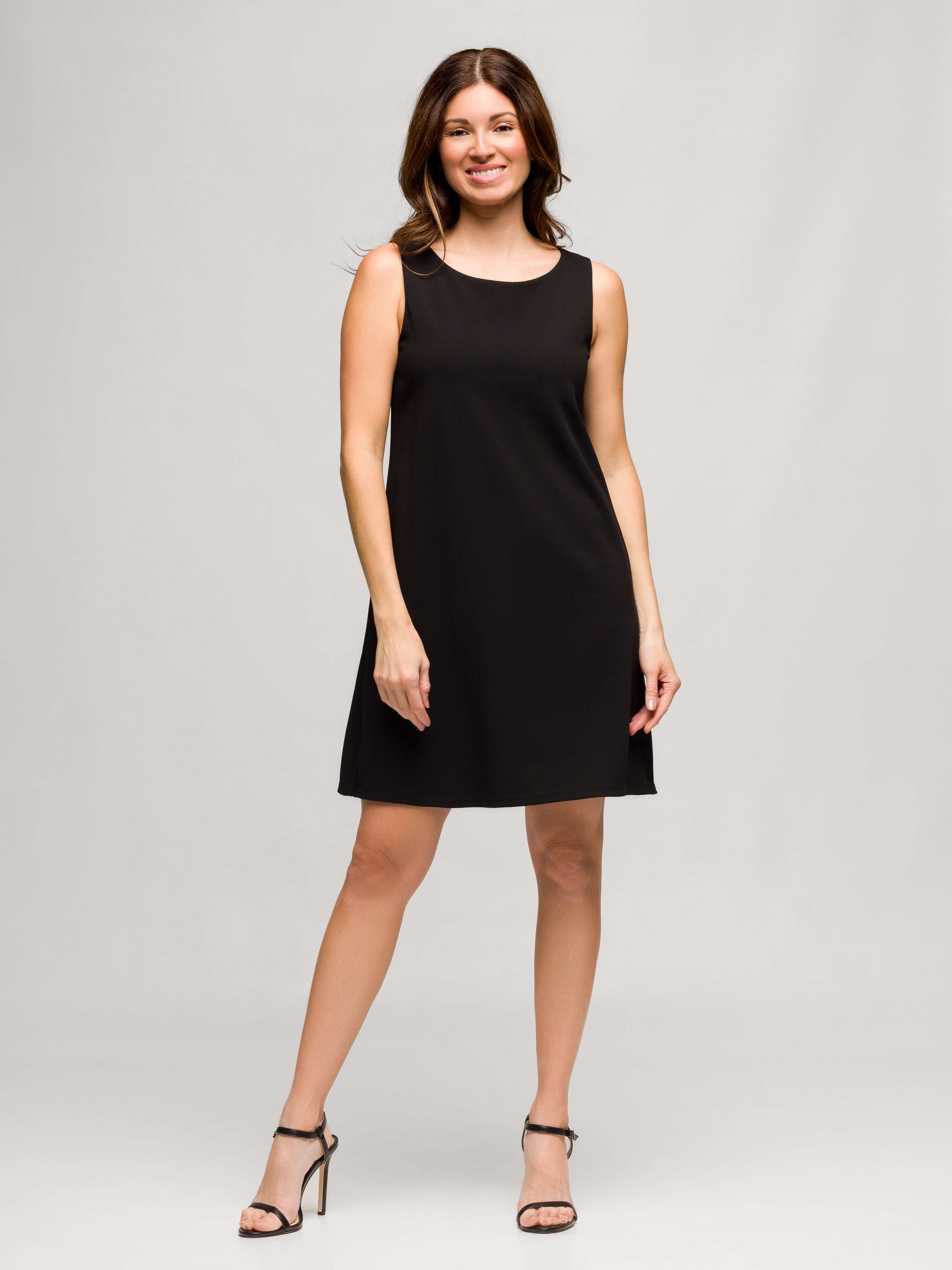 24seven Comfort Apparel Womens Solid Color Sleeveless Mini Shift Dress