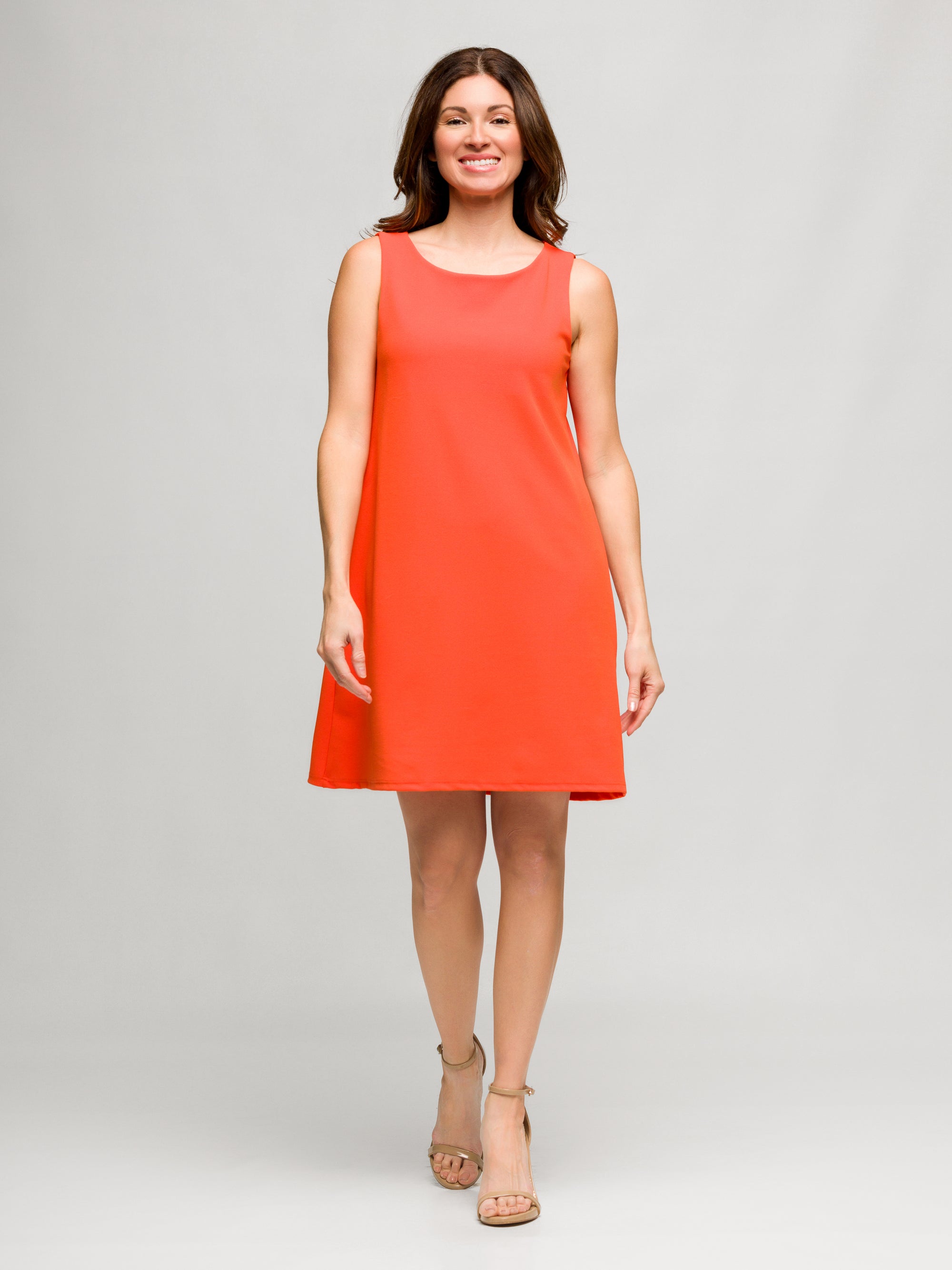 24seven Comfort Apparel Womens Solid Color Sleeveless Mini Shift Dress