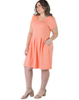 Plus Size Scoop Neck Knee Length Pleated Pocket Dress
